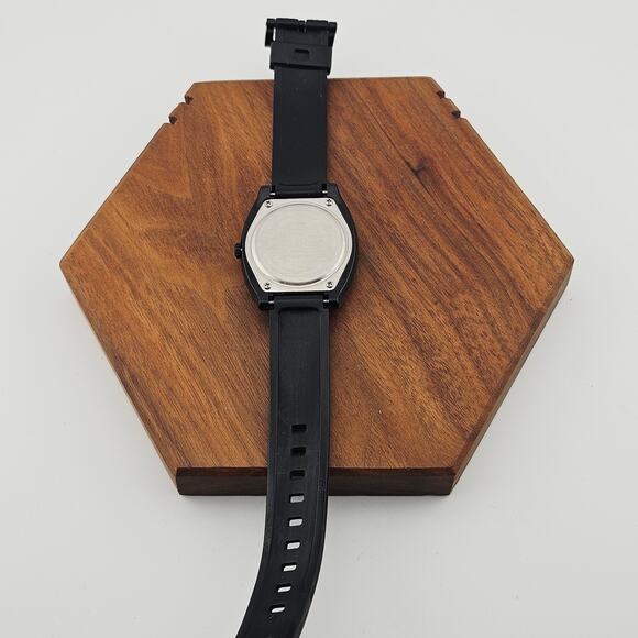 Nine To Five Men's Black Out Watch Sporty Analog Futuristic Streetwear Edgy - Picture 5 of 6